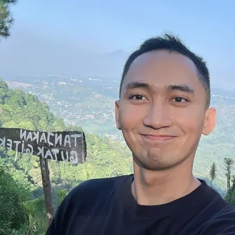 Alvin at a scenic mountain viewpoint
